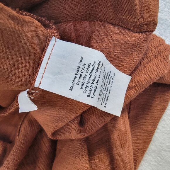 Left Of Center Womens Rust Brown Roll-Tab Sleeve Back Buttons Tunic Top Medium - Picture 6 of 10